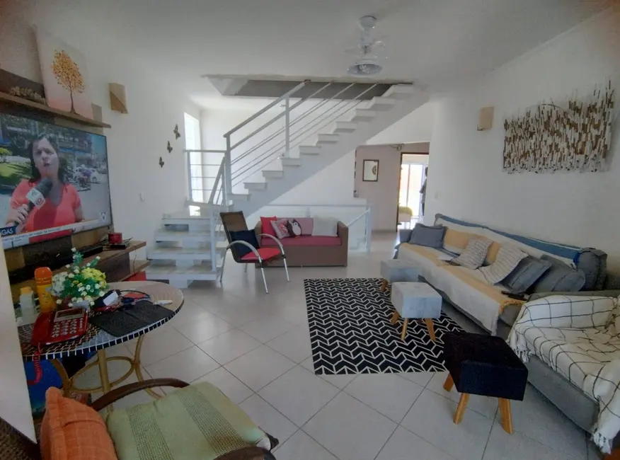 Casa com 4 quartos à venda, 265m2 em Peruibe - SP - imagem 7 Foto 7 de Casa com 4 quartos à venda, 265m2 em Peruibe - SP