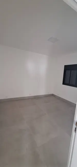 Foto 14 de Casa à venda em Peruibe - SP