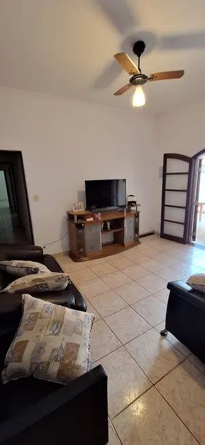 Casa com 5 quartos à venda, 295m2 em Peruibe - SP - imagem 9 Foto 9 de Casa com 5 quartos à venda, 295m2 em Peruibe - SP