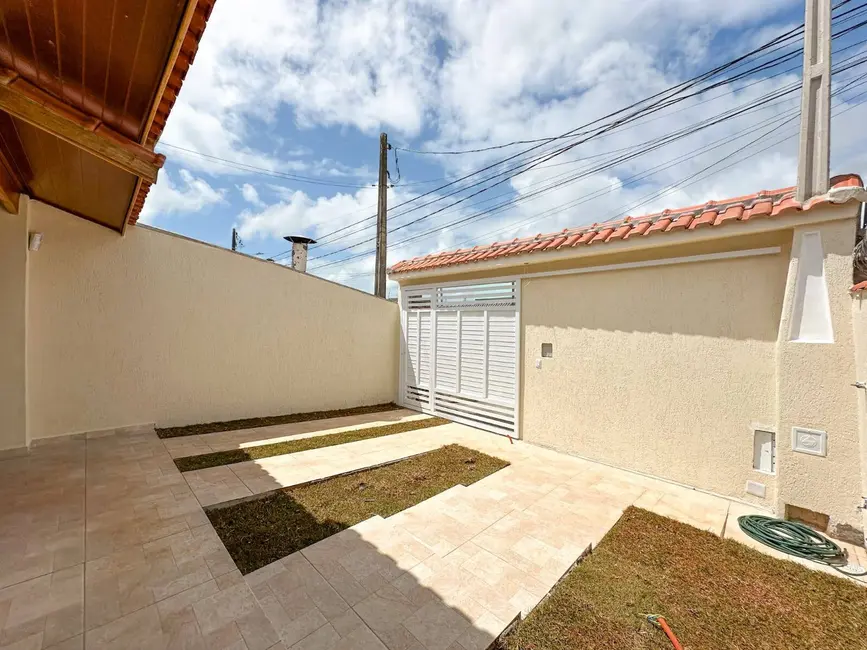 Casa com 3 quartos à venda, 87m2 em Peruibe - SP - imagem 4 Foto 4 de Casa com 3 quartos à venda, 87m2 em Peruibe - SP