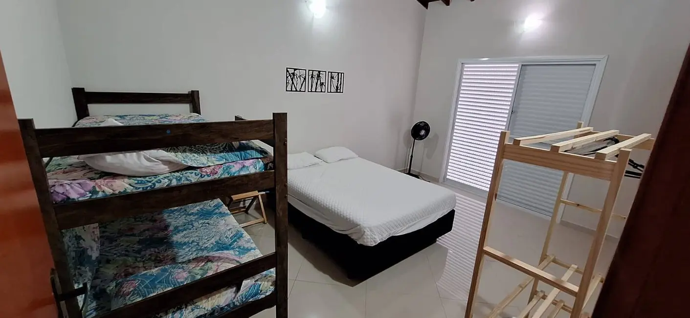 Foto 7 de Casa com 3 quartos à venda, 165m2 em Peruibe - SP