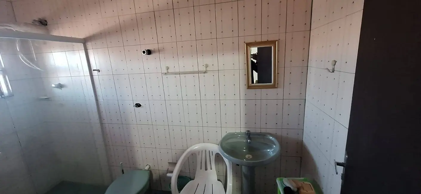 Casa com 4 quartos à venda e para alugar, 212m2 em Peruibe - SP - imagem 9 Foto 9 de Casa com 4 quartos à venda e para alugar, 212m2 em Peruibe - SP