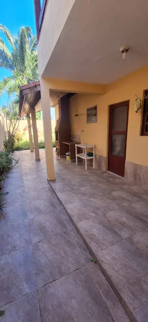 Casa com 4 quartos à venda e para alugar, 212m2 em Peruibe - SP - imagem 7 Foto 7 de Casa com 4 quartos à venda e para alugar, 212m2 em Peruibe - SP