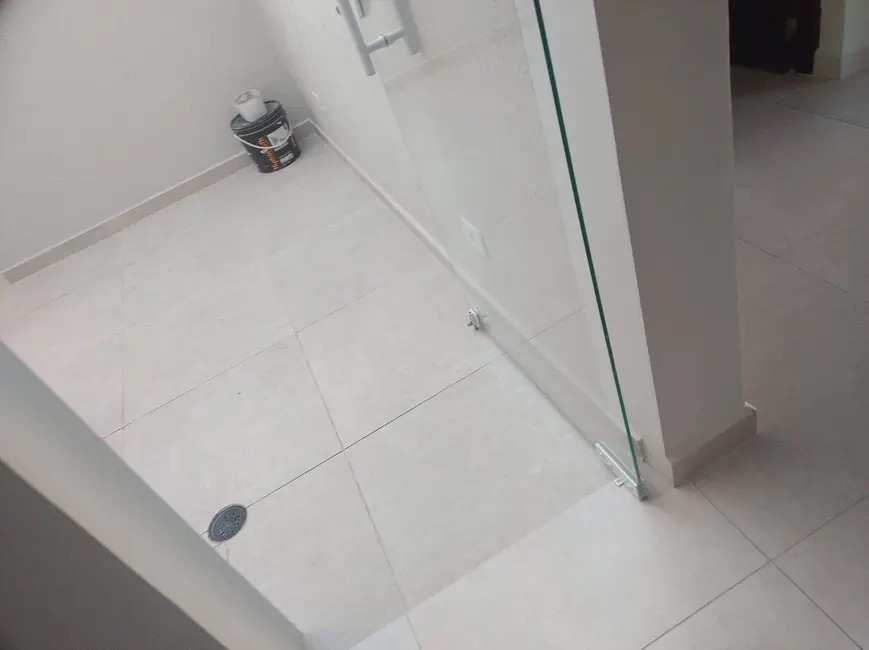 Apartamento com 2 quartos para alugar, 50m2 em Peruibe - SP - imagem 8 Foto 8 de Apartamento com 2 quartos para alugar, 50m2 em Peruibe - SP