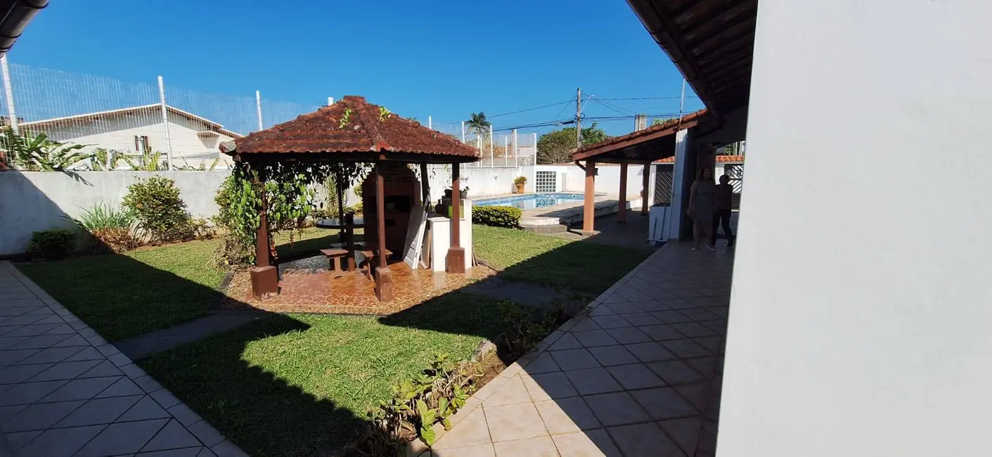 Casa com 4 quartos à venda, 172m2 em Peruibe - SP - imagem 6 Foto 6 de Casa com 4 quartos à venda, 172m2 em Peruibe - SP