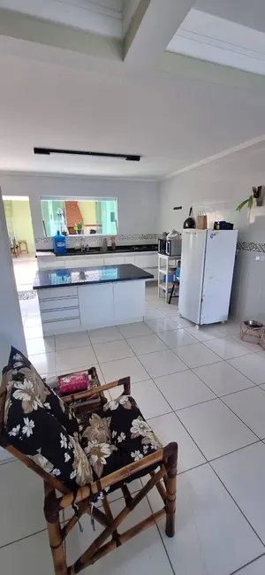 Foto 6 de Casa com 5 quartos à venda, 205m2 em Peruibe - SP