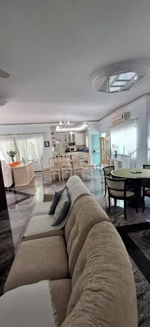 Foto 4 de Casa com 3 quartos à venda, 349m2 em Peruibe - SP