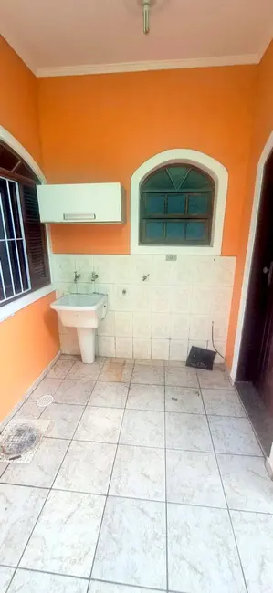 Foto 2 de Casa com 2 quartos para alugar, 93m2 em Peruibe - SP
