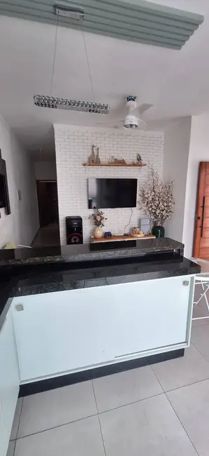 Foto 6 de Casa com 2 quartos à venda, 73m2 em Peruibe - SP