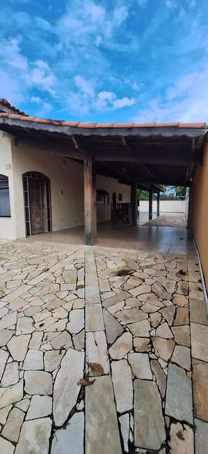 Foto 3 de Casa com 4 quartos à venda, 160m2 em Peruibe - SP