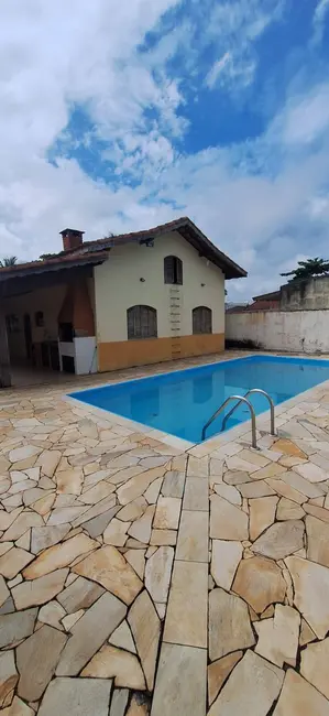 Foto 1 de Casa com 4 quartos à venda, 160m2 em Peruibe - SP