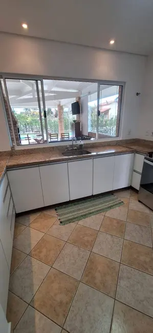 Casa com 4 quartos à venda e para alugar, 267m2 em Peruibe - SP - imagem 8 Foto 8 de Casa com 4 quartos à venda e para alugar, 267m2 em Peruibe - SP