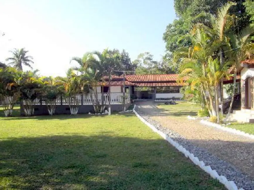 Chácara com 3 quartos à venda, 3000m2 em Peruibe - SP - imagem 3 Foto 3 de Chácara com 3 quartos à venda, 3000m2 em Peruibe - SP