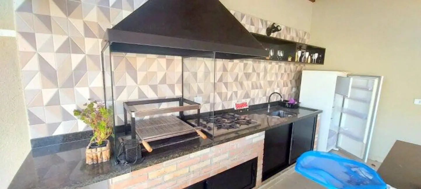 Chácara com 3 quartos à venda, 559m2 em Peruibe - SP - imagem 5 Foto 5 de Chácara com 3 quartos à venda, 559m2 em Peruibe - SP