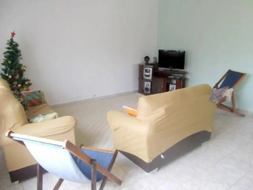 Foto 8 de Casa com 3 quartos à venda em Peruibe - SP