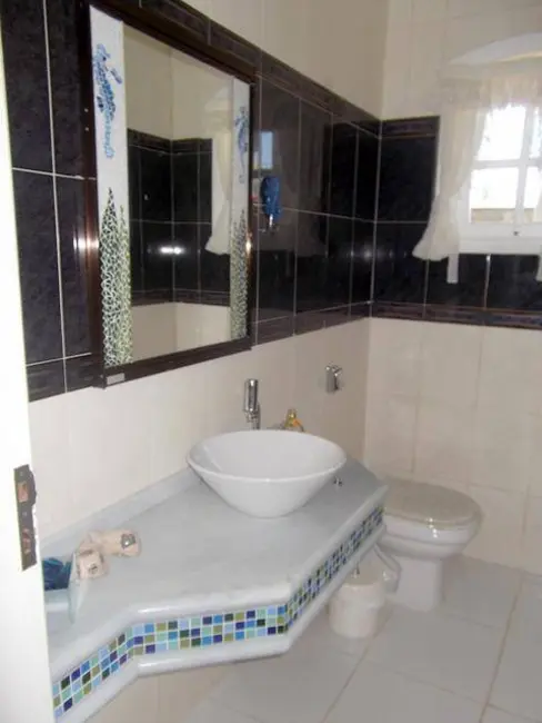 Casa com 7 quartos à venda em Peruibe - SP - imagem 4 Foto 4 de Casa com 7 quartos à venda em Peruibe - SP