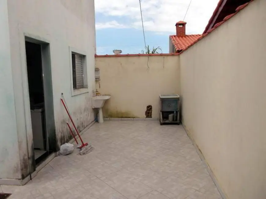 Sobrado com 2 quartos à venda, 324002m2 em Peruibe - SP - imagem 5 Foto 5 de Sobrado com 2 quartos à venda, 324002m2 em Peruibe - SP