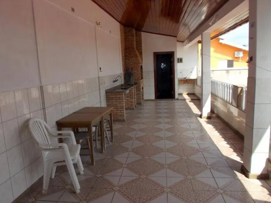 Casa com 3 quartos à venda em Peruibe - SP - imagem 7 Foto 7 de Casa com 3 quartos à venda em Peruibe - SP