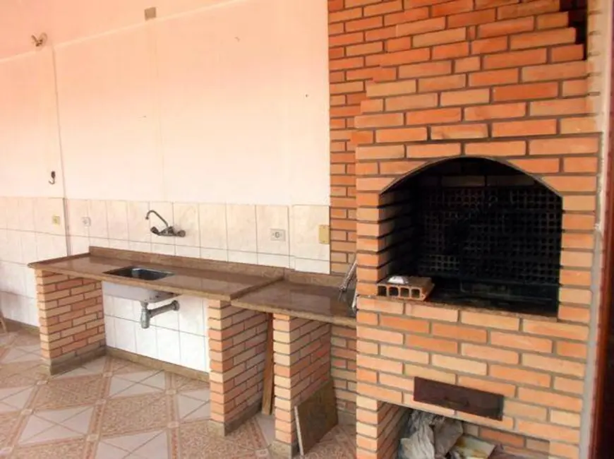 Casa com 3 quartos à venda em Peruibe - SP - imagem 8 Foto 8 de Casa com 3 quartos à venda em Peruibe - SP