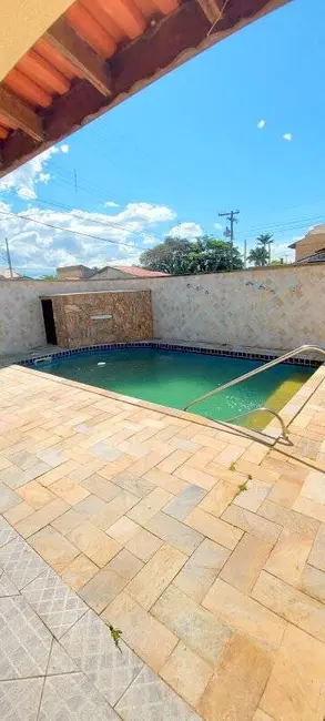 Casa com 5 quartos à venda, 267m2 em Peruibe - SP - imagem 3 Foto 3 de Casa com 5 quartos à venda, 267m2 em Peruibe - SP