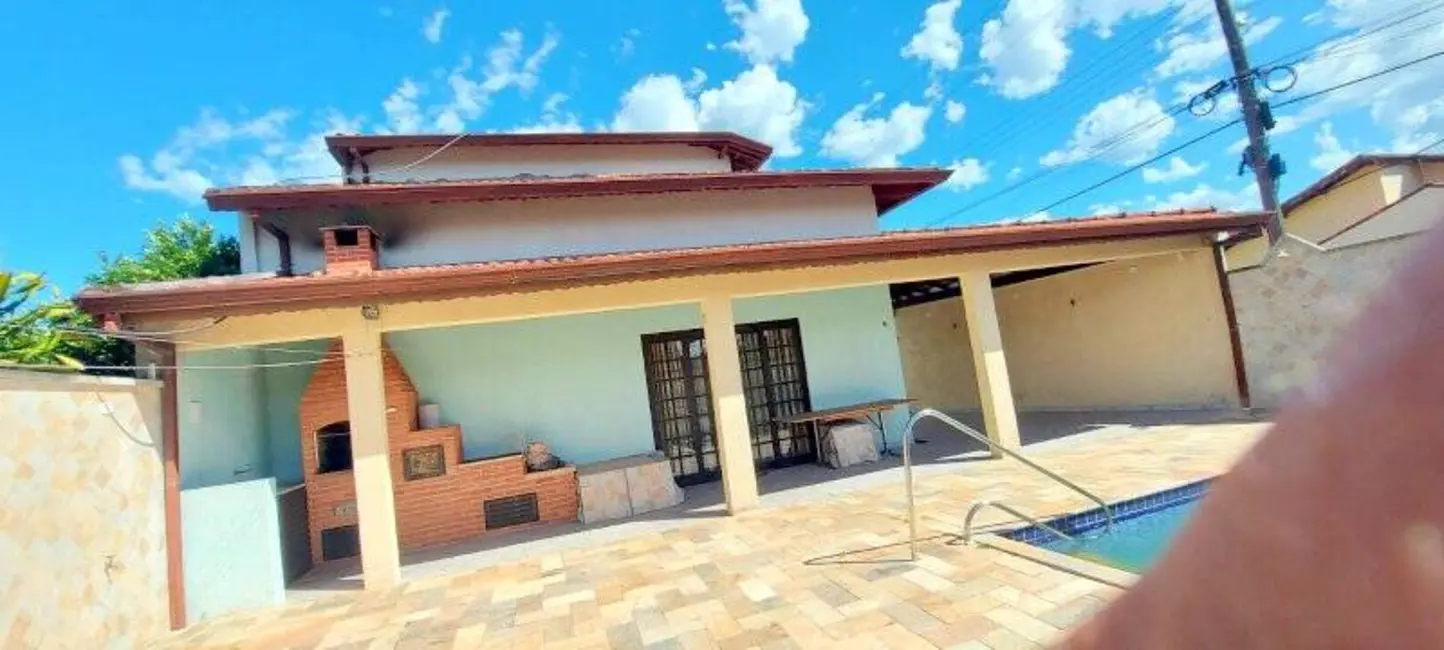 Casa com 5 quartos à venda, 267m2 em Peruibe - SP - imagem 8 Foto 8 de Casa com 5 quartos à venda, 267m2 em Peruibe - SP