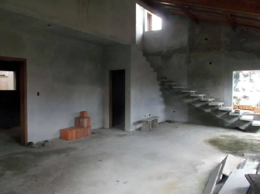 Casa com 5 quartos à venda em Peruibe - SP - imagem 3 Foto 3 de Casa com 5 quartos à venda em Peruibe - SP