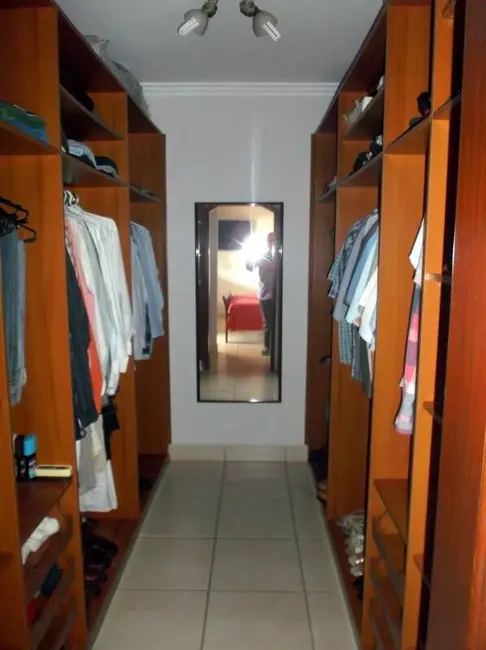 Casa com 5 quartos à venda em Peruibe - SP - imagem 8 Foto 8 de Casa com 5 quartos à venda em Peruibe - SP