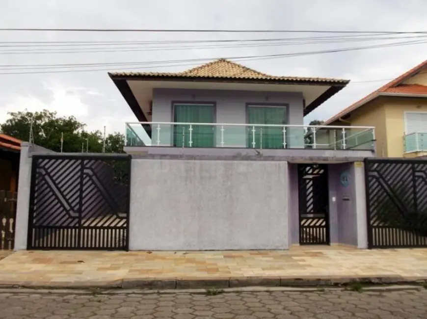 Foto 2 de Casa com 4 quartos à venda, 360m2 em Peruibe - SP