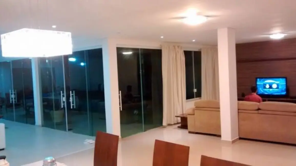 Casa com 4 quartos à venda, 600002m2 em Peruibe - SP - imagem 8 Foto 8 de Casa com 4 quartos à venda, 600002m2 em Peruibe - SP