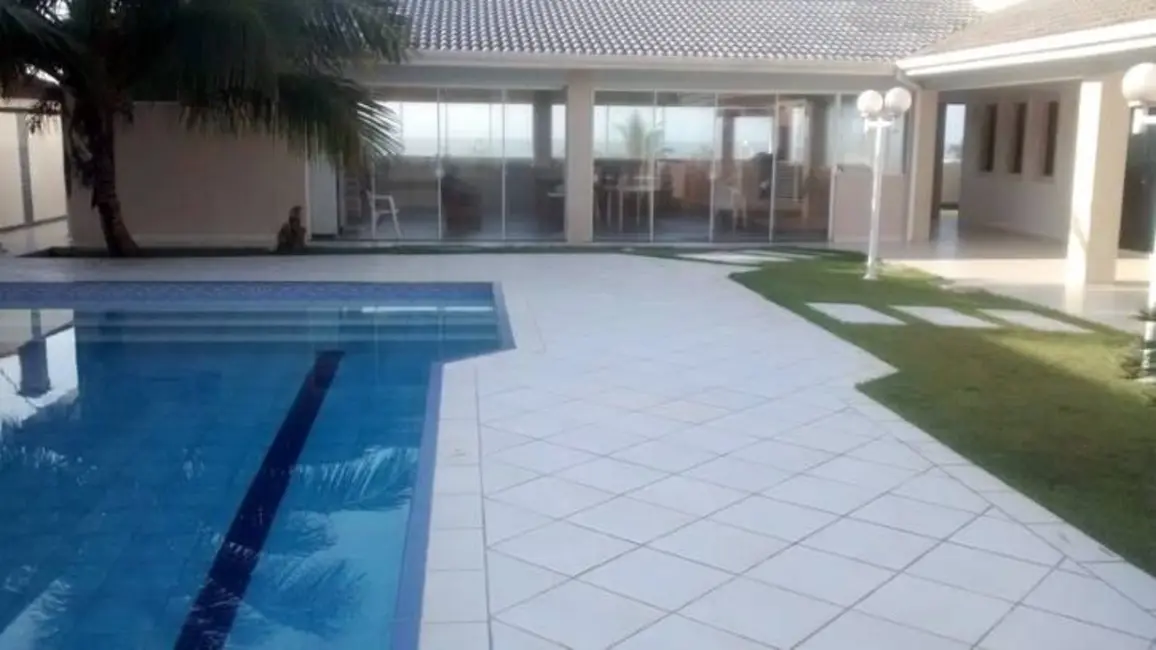 Casa com 5 quartos à venda, 800m2 em Peruibe - SP - imagem 7 Foto 7 de Casa com 5 quartos à venda, 800m2 em Peruibe - SP