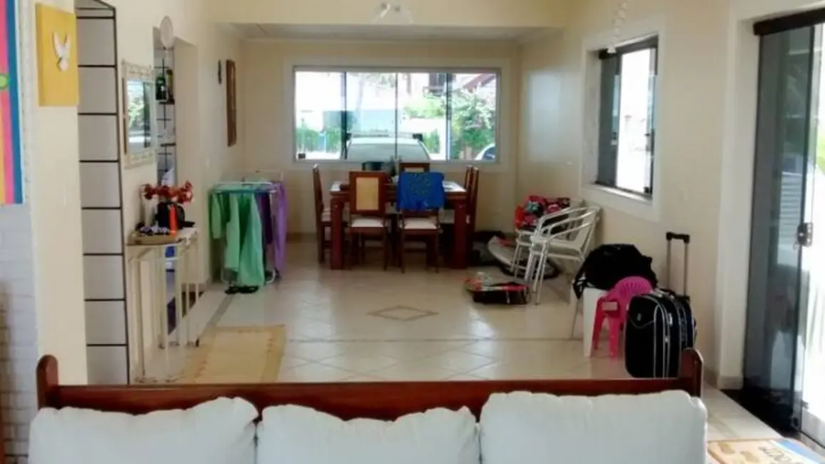 Casa com 5 quartos à venda, 800m2 em Peruibe - SP - imagem 5 Foto 5 de Casa com 5 quartos à venda, 800m2 em Peruibe - SP