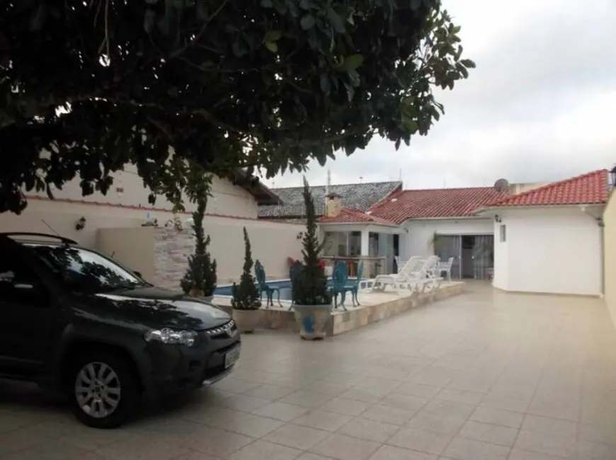 Casa com 3 quartos à venda, 360m2 em Peruibe - SP - imagem 7 Foto 7 de Casa com 3 quartos à venda, 360m2 em Peruibe - SP