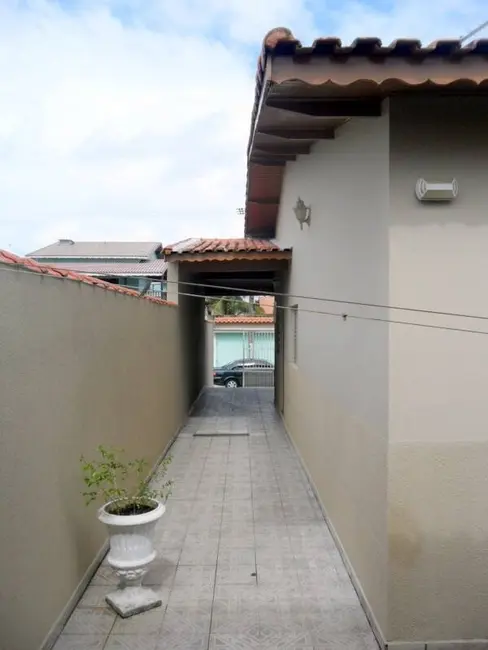 Casa com 3 quartos à venda, 250m2 em Peruibe - SP - imagem 5 Foto 5 de Casa com 3 quartos à venda, 250m2 em Peruibe - SP