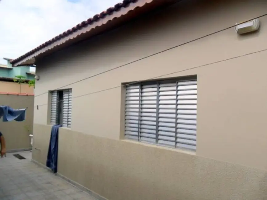 Casa com 3 quartos à venda, 250m2 em Peruibe - SP - imagem 3 Foto 3 de Casa com 3 quartos à venda, 250m2 em Peruibe - SP