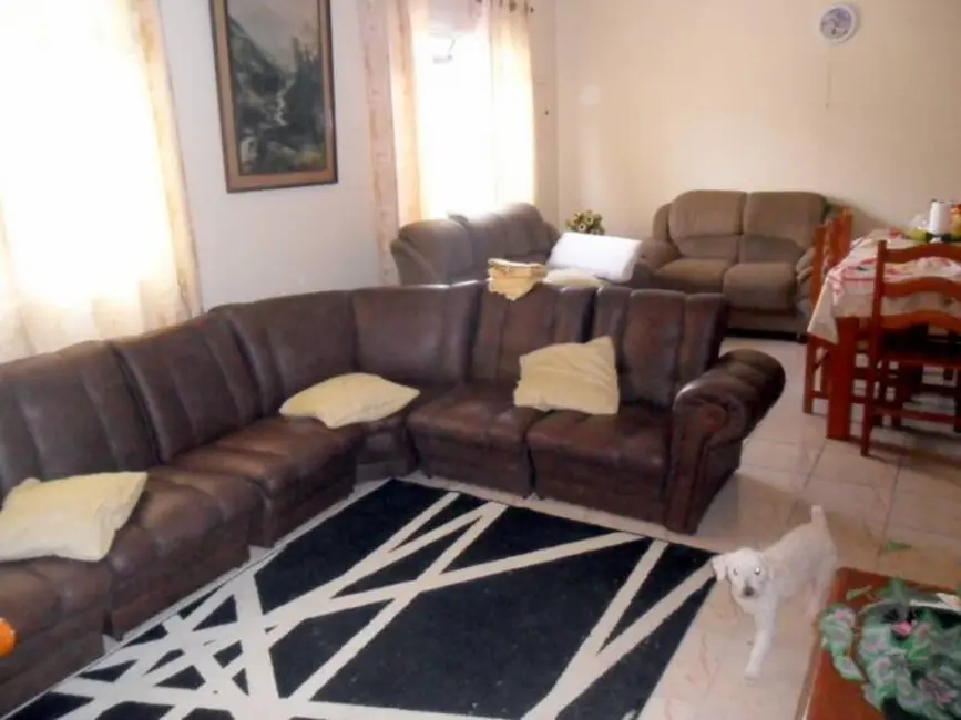 Casa com 3 quartos à venda, 250m2 em Peruibe - SP - imagem 9 Foto 9 de Casa com 3 quartos à venda, 250m2 em Peruibe - SP