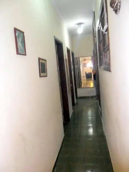 Casa com 3 quartos à venda, 533m2 em Peruibe - SP - imagem 5 Foto 5 de Casa com 3 quartos à venda, 533m2 em Peruibe - SP