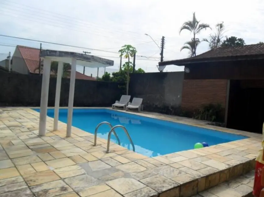 Casa com 3 quartos à venda, 533m2 em Peruibe - SP - imagem 6 Foto 6 de Casa com 3 quartos à venda, 533m2 em Peruibe - SP