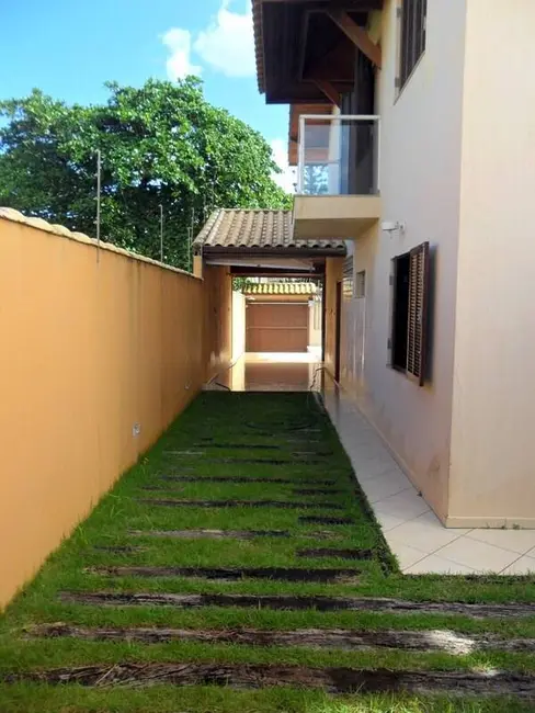 Sobrado com 4 quartos à venda, 360m2 em Peruibe - SP - imagem 7 Foto 7 de Sobrado com 4 quartos à venda, 360m2 em Peruibe - SP