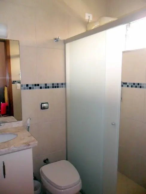 Sobrado com 4 quartos à venda, 360m2 em Peruibe - SP - imagem 6 Foto 6 de Sobrado com 4 quartos à venda, 360m2 em Peruibe - SP