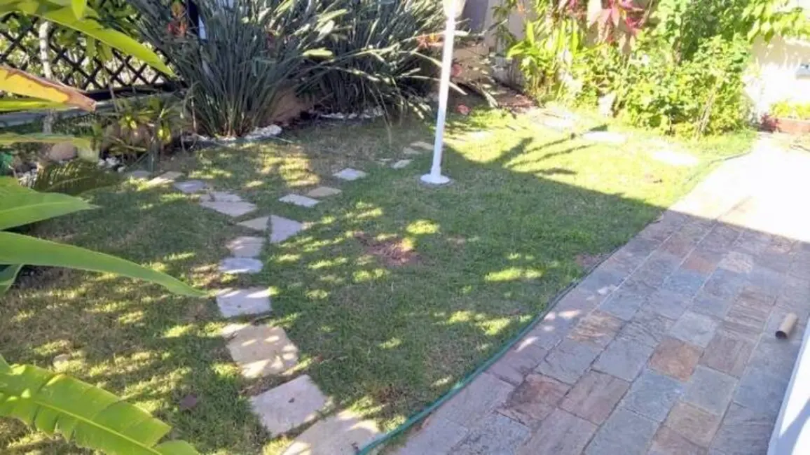 Casa com 3 quartos à venda, 530m2 em Peruibe - SP - imagem 8 Foto 8 de Casa com 3 quartos à venda, 530m2 em Peruibe - SP