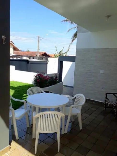 Casa com 3 quartos à venda, 360m2 em Peruibe - SP - imagem 9 Foto 9 de Casa com 3 quartos à venda, 360m2 em Peruibe - SP