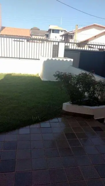 Casa com 3 quartos à venda, 360m2 em Peruibe - SP - imagem 5 Foto 5 de Casa com 3 quartos à venda, 360m2 em Peruibe - SP