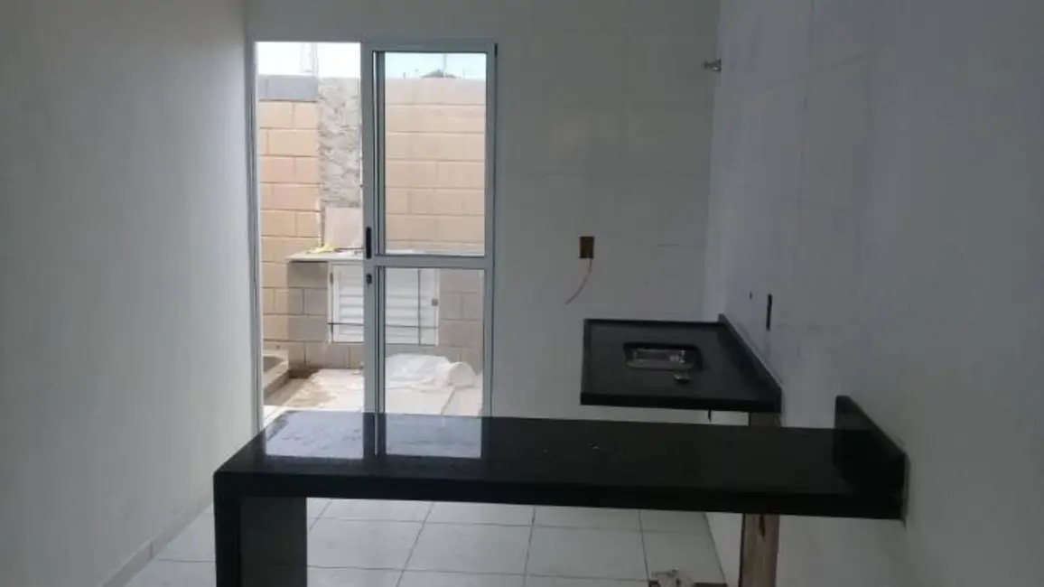 Foto 8 de Casa com 2 quartos à venda, 150m2 em Itanhaem - SP