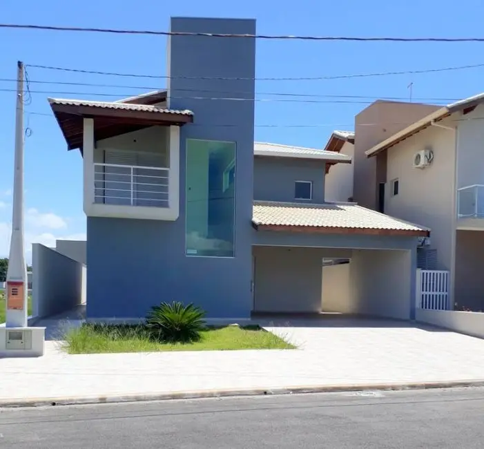 Foto 1 de Casa com 4 quartos à venda, 300m2 em Peruibe - SP