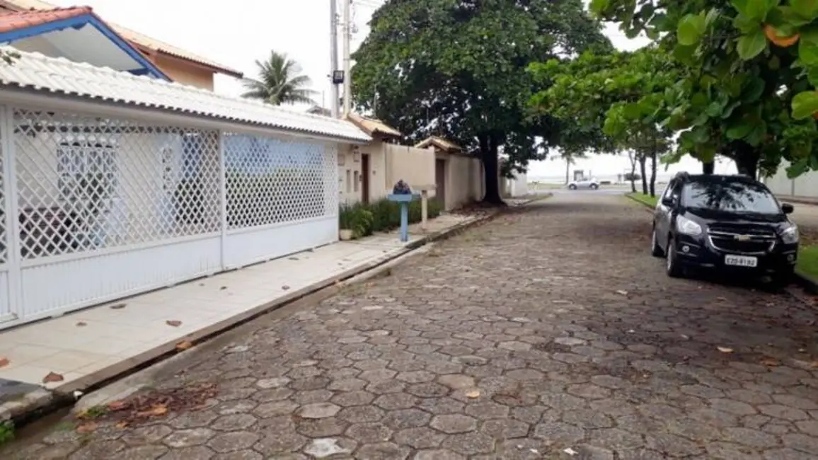 Casa com 5 quartos à venda, 360002m2 em Peruibe - SP - imagem 3 Foto 3 de Casa com 5 quartos à venda, 360002m2 em Peruibe - SP
