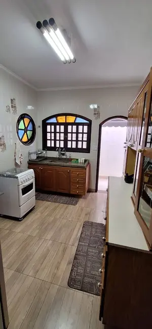Casa com 3 quartos à venda, 250m2 em Peruibe - SP - imagem 7 Foto 7 de Casa com 3 quartos à venda, 250m2 em Peruibe - SP