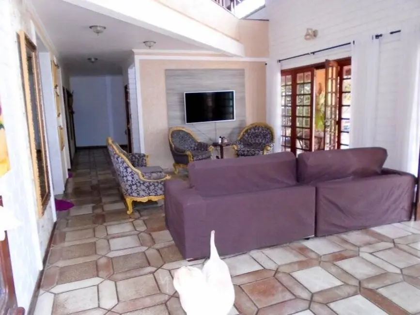 Casa com 4 quartos à venda, 398m2 em Peruibe - SP - imagem 5 Foto 5 de Casa com 4 quartos à venda, 398m2 em Peruibe - SP