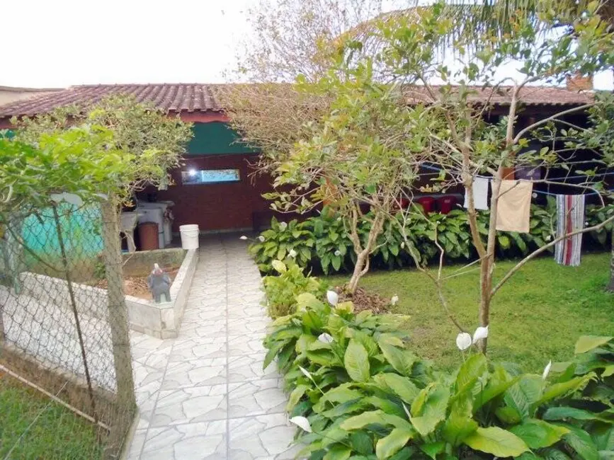 Foto 8 de Casa com 3 quartos à venda, 633m2 em Peruibe - SP