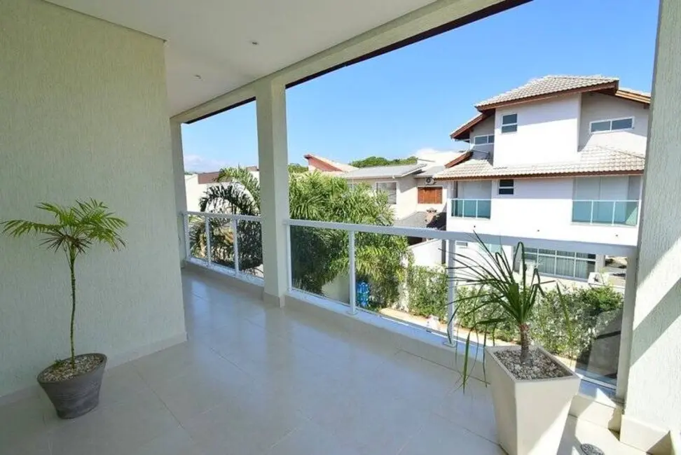 Foto 3 de Casa com 3 quartos à venda, 280m2 em Peruibe - SP