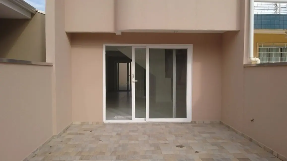 Foto 5 de Sobrado com 3 quartos à venda, 110m2 em Pontal Do Parana - PR